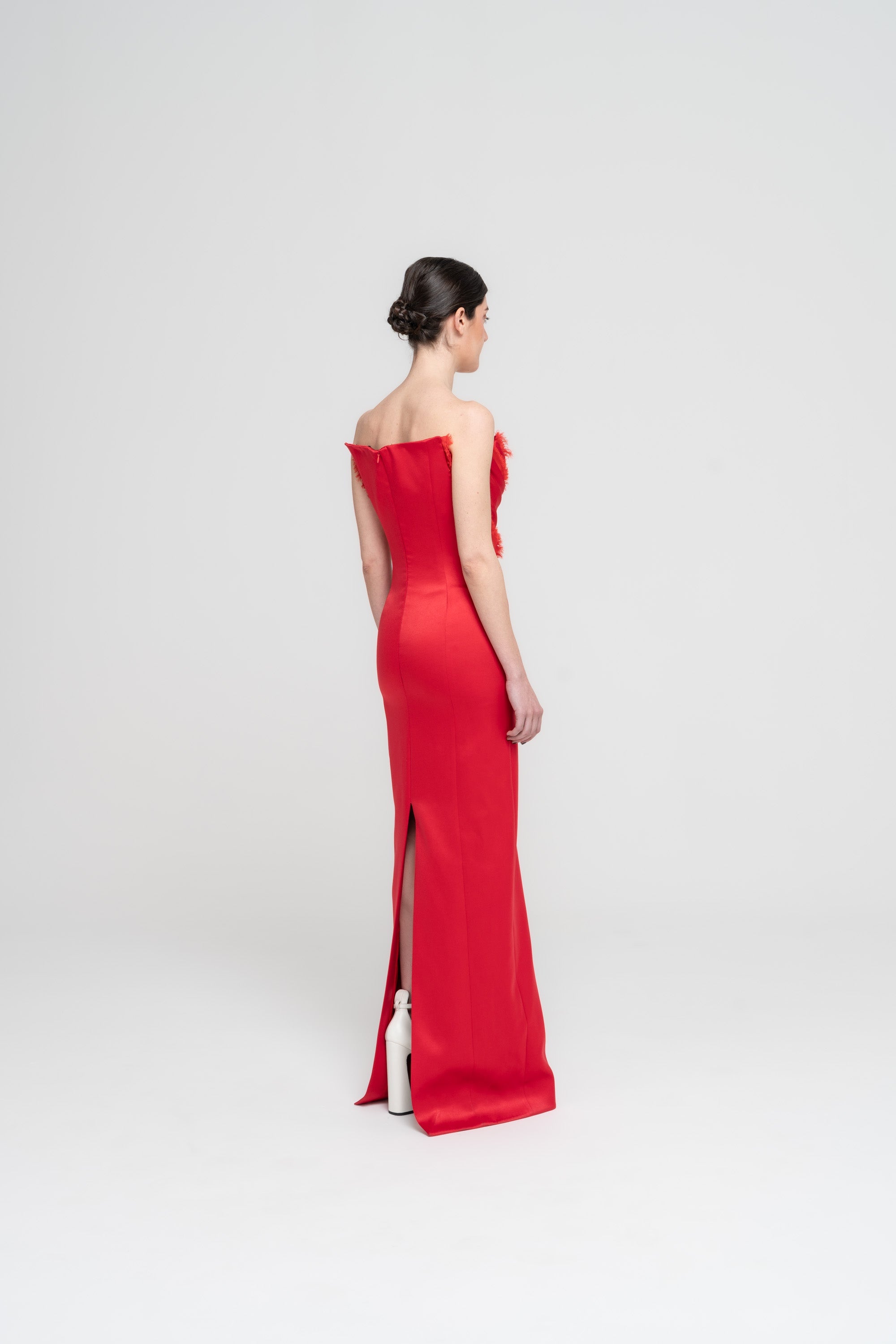 The Scarlet Dress - 5